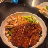 Ensalada de pollo apanado