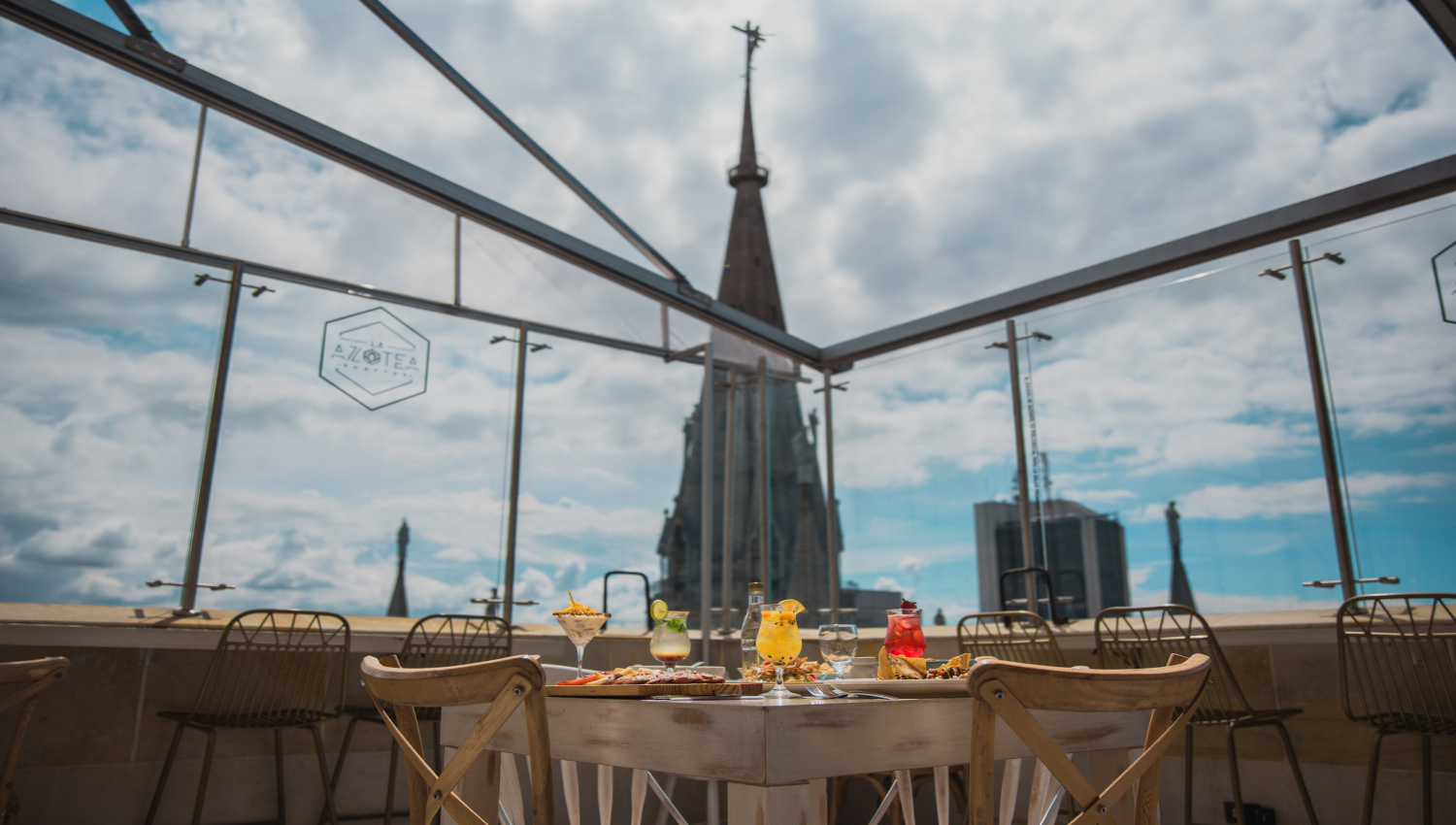 La Azotea Rooftop - Manizales - Restaurante en alturas